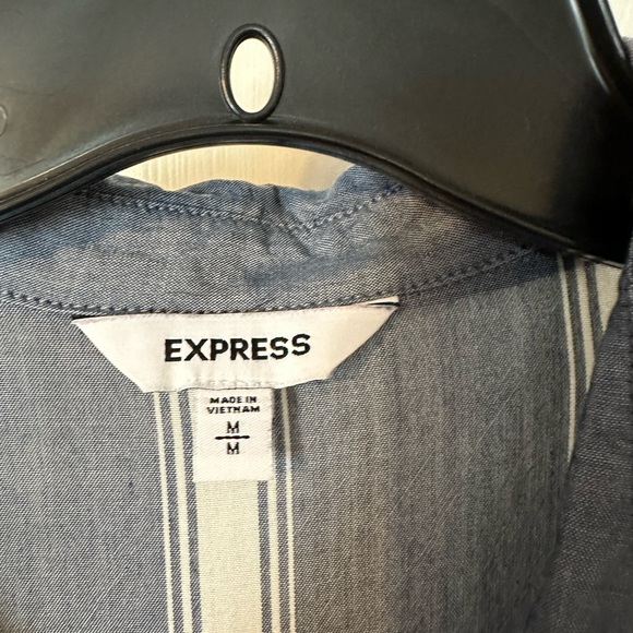 Express button down shirt dress. Size M - Picture 4 of 5